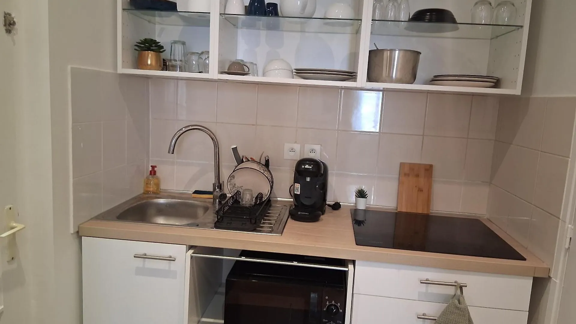 Apartmán Center,Mantic And Fantastic Appartement, 1 Minute Metro ,Close To Eiffel Tour And Louvre Meusm